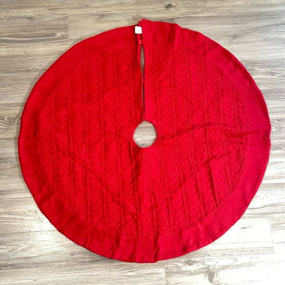*Wondershop Cable Knit Christmas Skirt Tree DIA 48”